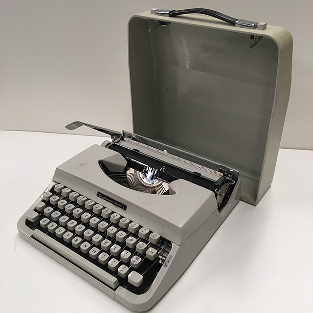 TYPEWRITER, Grey Craftsmatic Mark I with Case